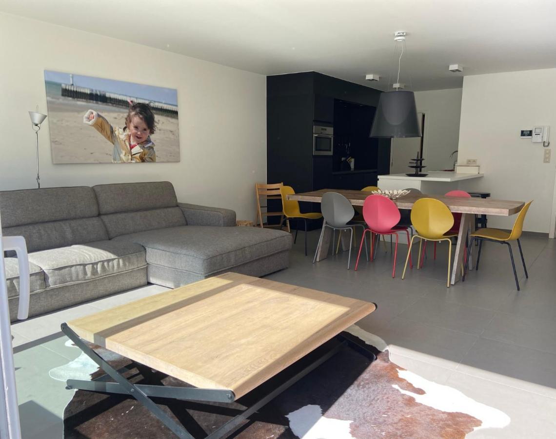 Dolce Vita - Zonnig Familie Appartement Met Garagebox Nieuwpoort Eksteriør billede
