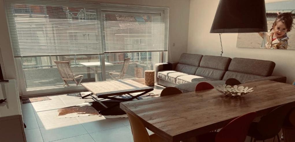 Dolce Vita - Zonnig Familie Appartement Met Garagebox Nieuwpoort Eksteriør billede